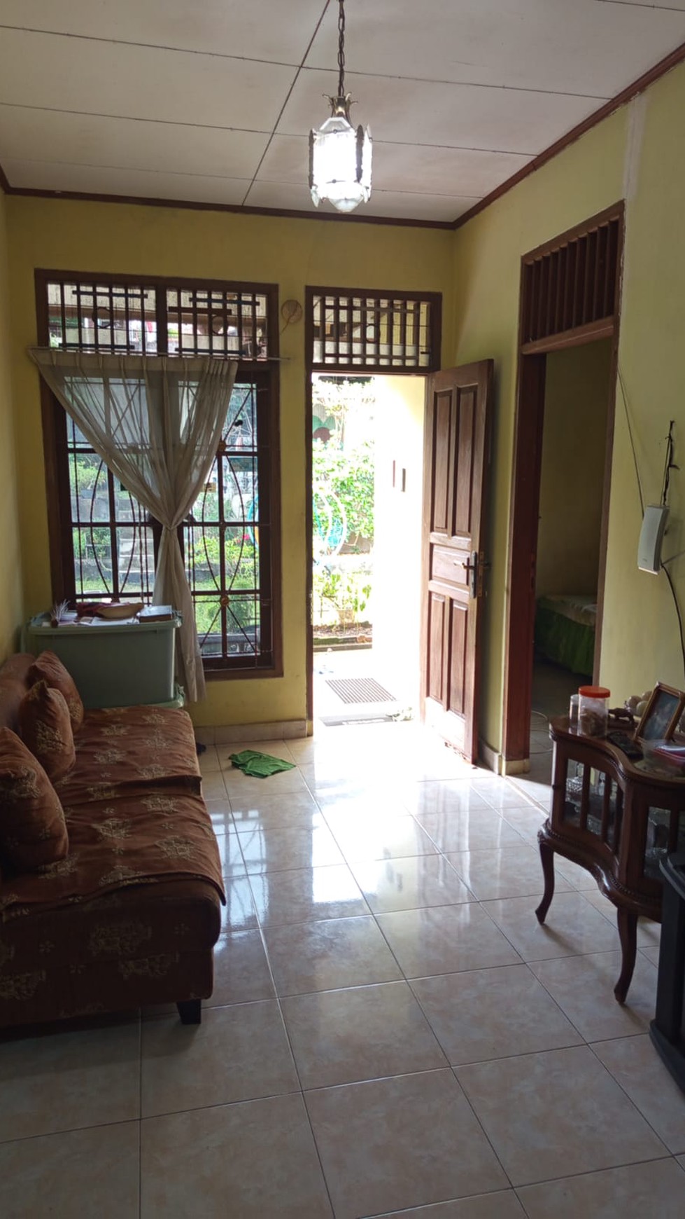 Rumah Luas Standar Diarea Komp Pajak Cipadu, Near Gatte Toll .