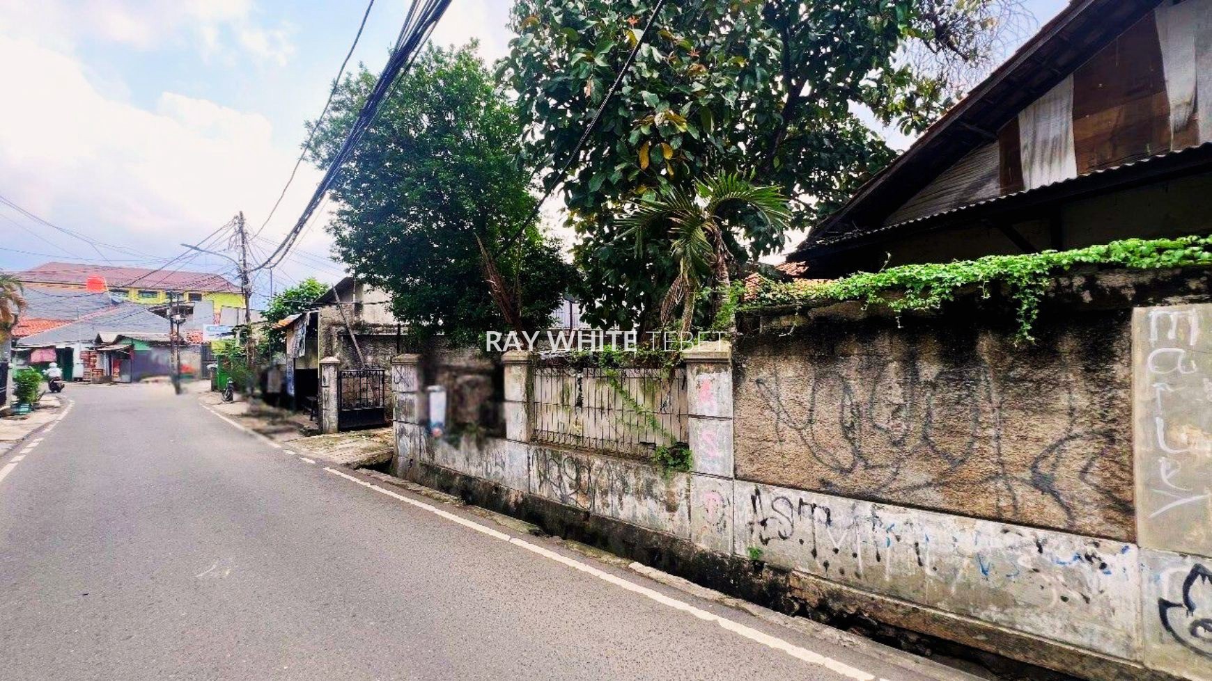 Tanah Dekat LRT TMII di Dukuh Kramat Jati, Jaktim