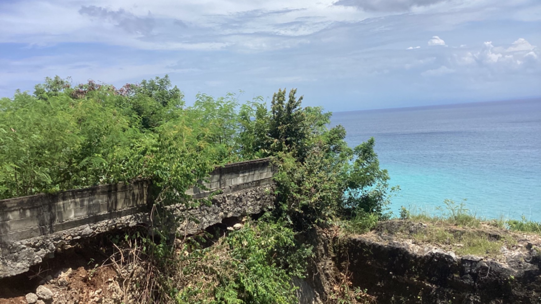 Land Cliff Front Freehold Suluban Bali