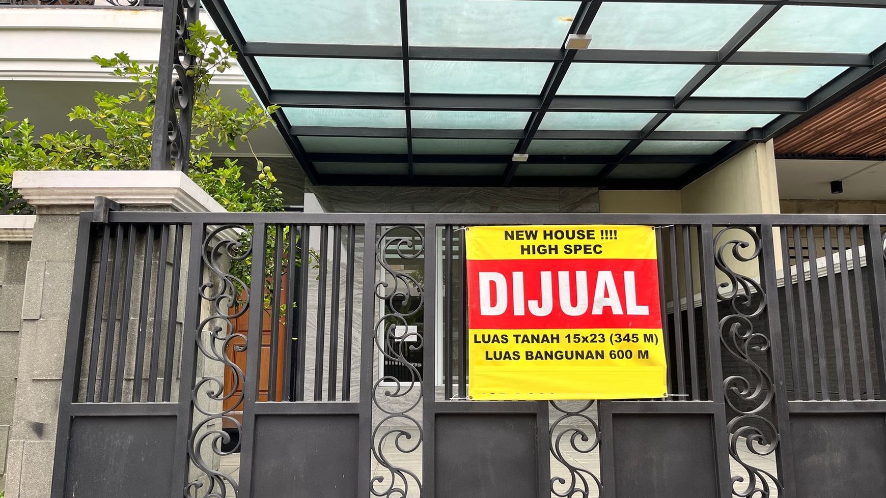 Rumah Dijual Graha Family Wiyung Surabaya