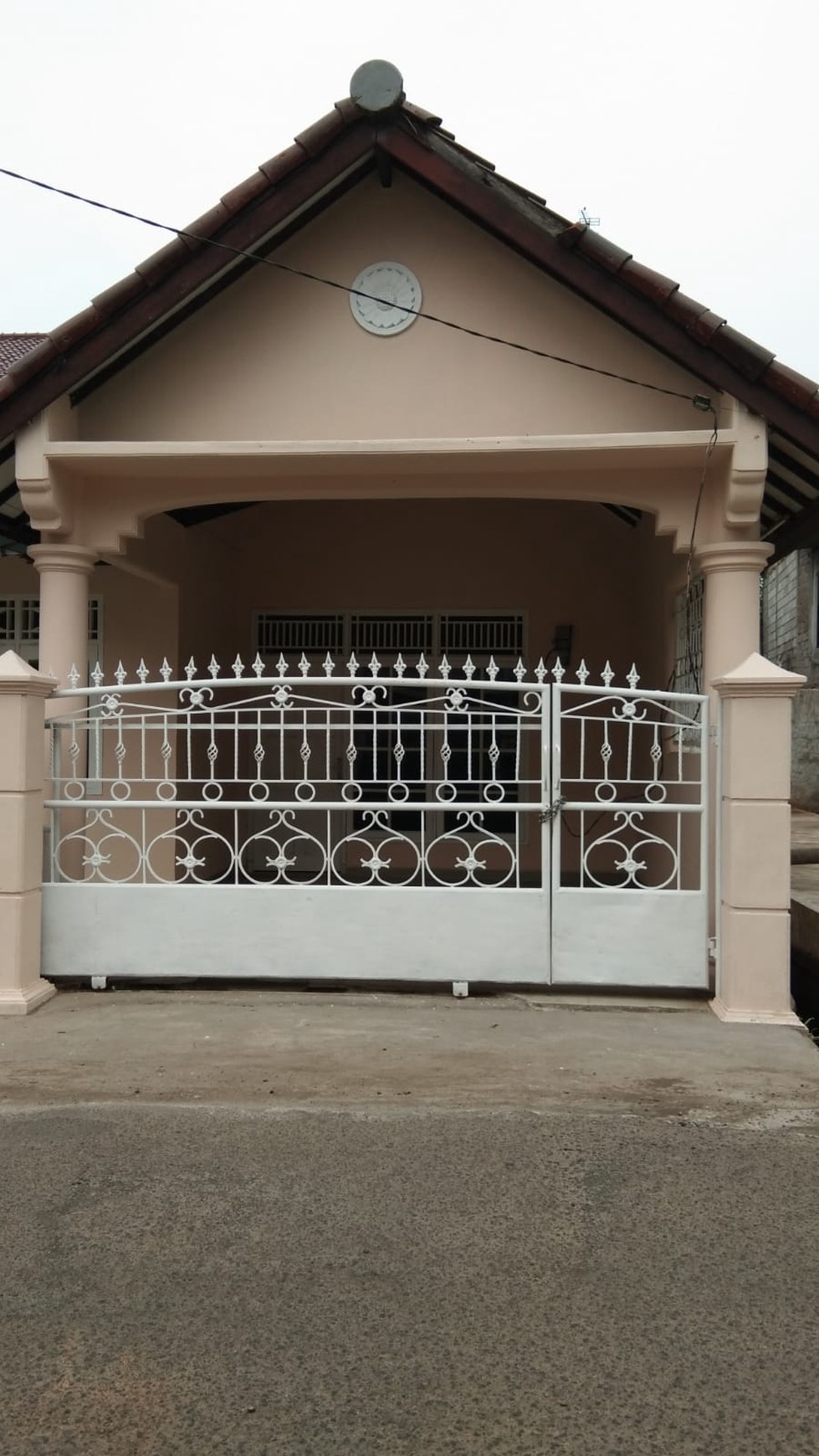 Dijual harga menarik rumah di Villa Nusa Indah - Gunung putri Bogor, Jawa Barat