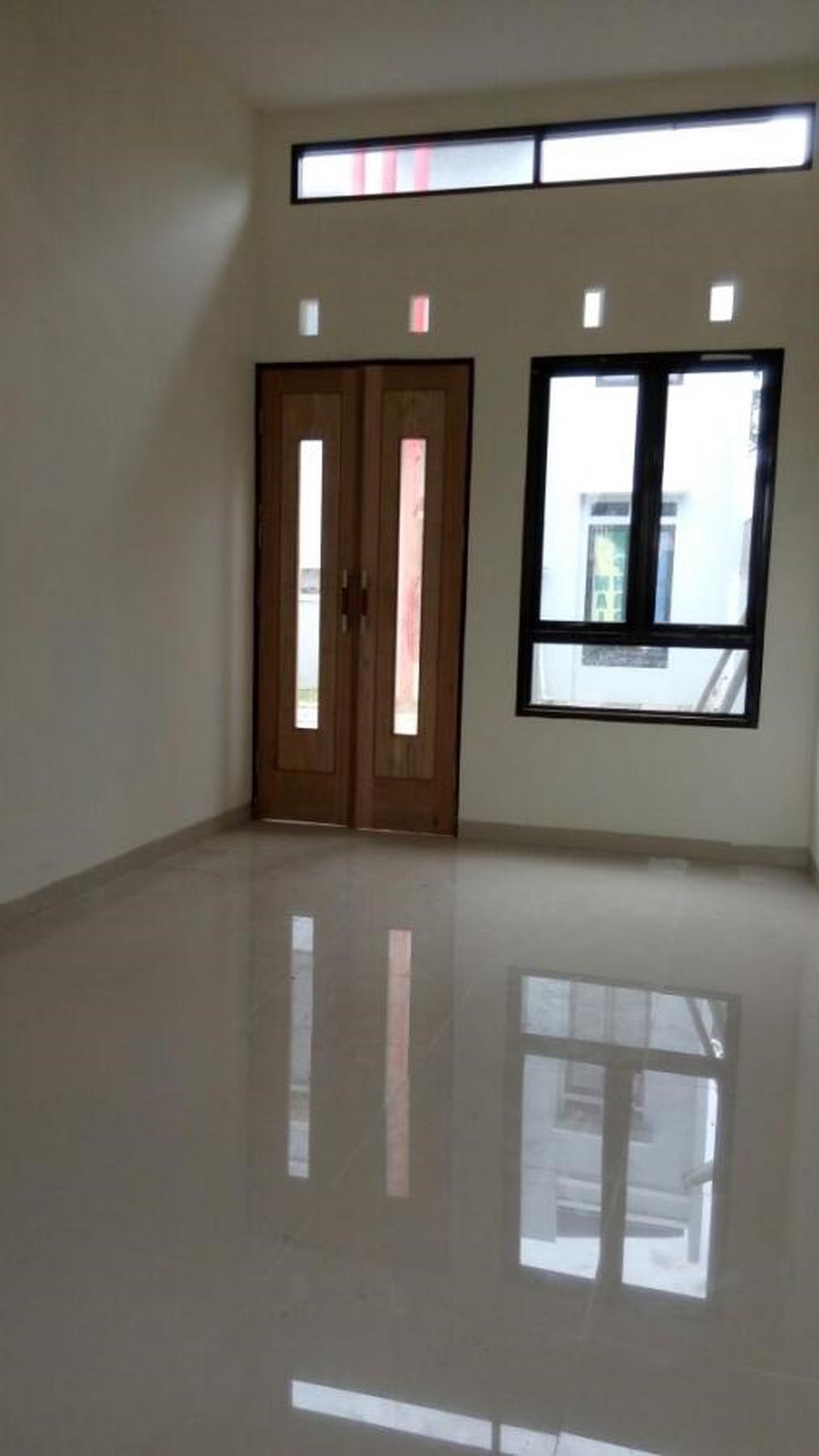 Rumah minimalis Dua Lantai Siap Huni Dalam Cluster Di Pamulang