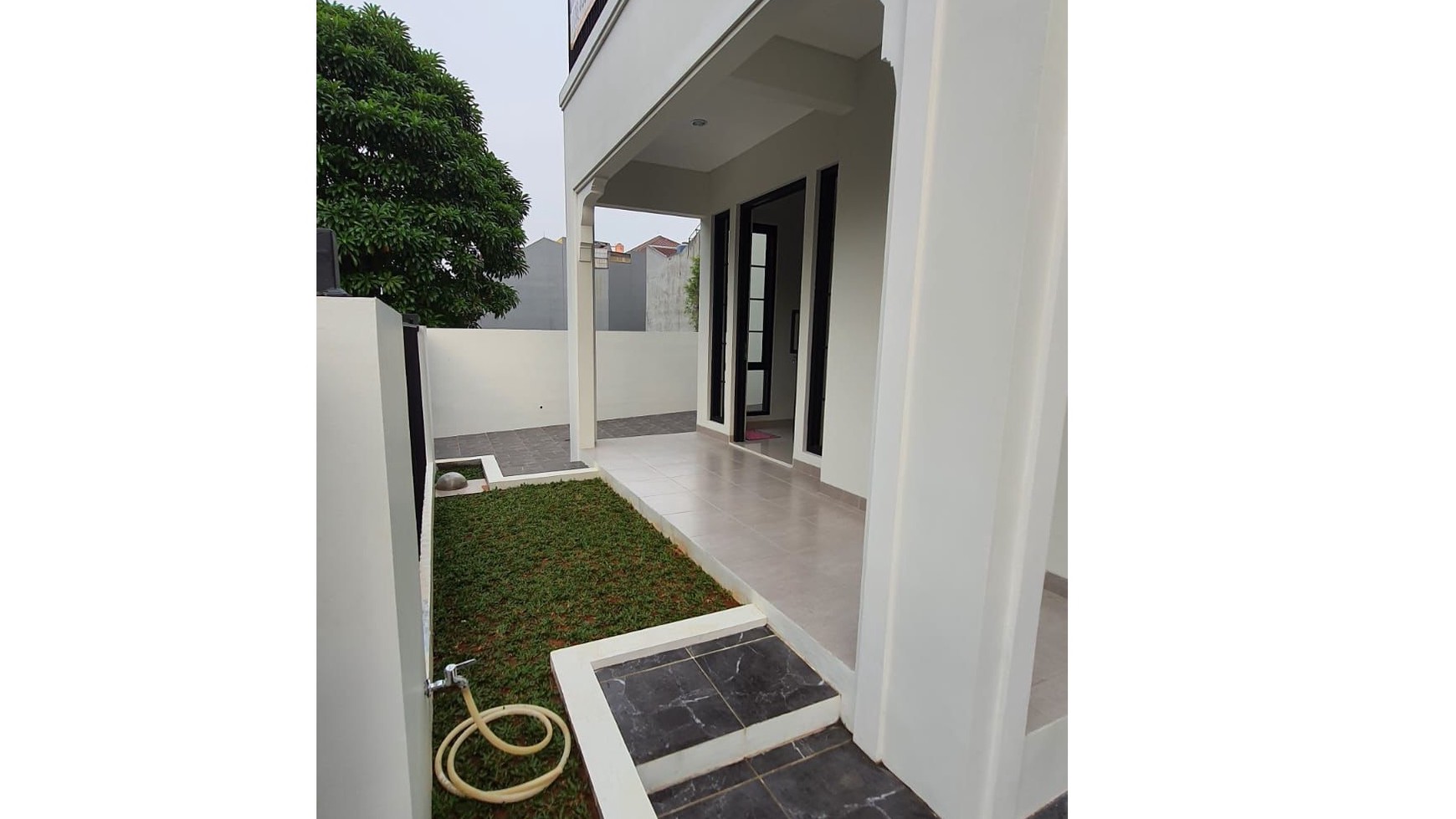 Dijual cepat anggrek loka bsd city tangerang selatan cantik rapih strategis tengah kota siap huni