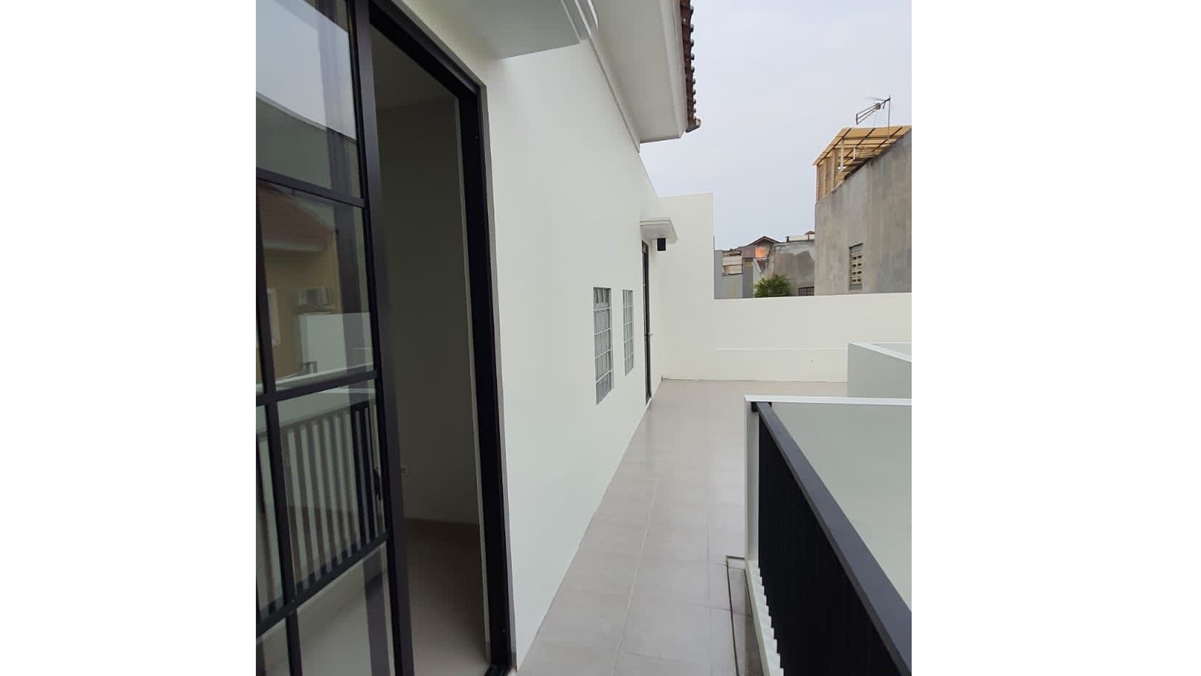 Dijual cepat anggrek loka bsd city tangerang selatan cantik rapih strategis tengah kota siap huni