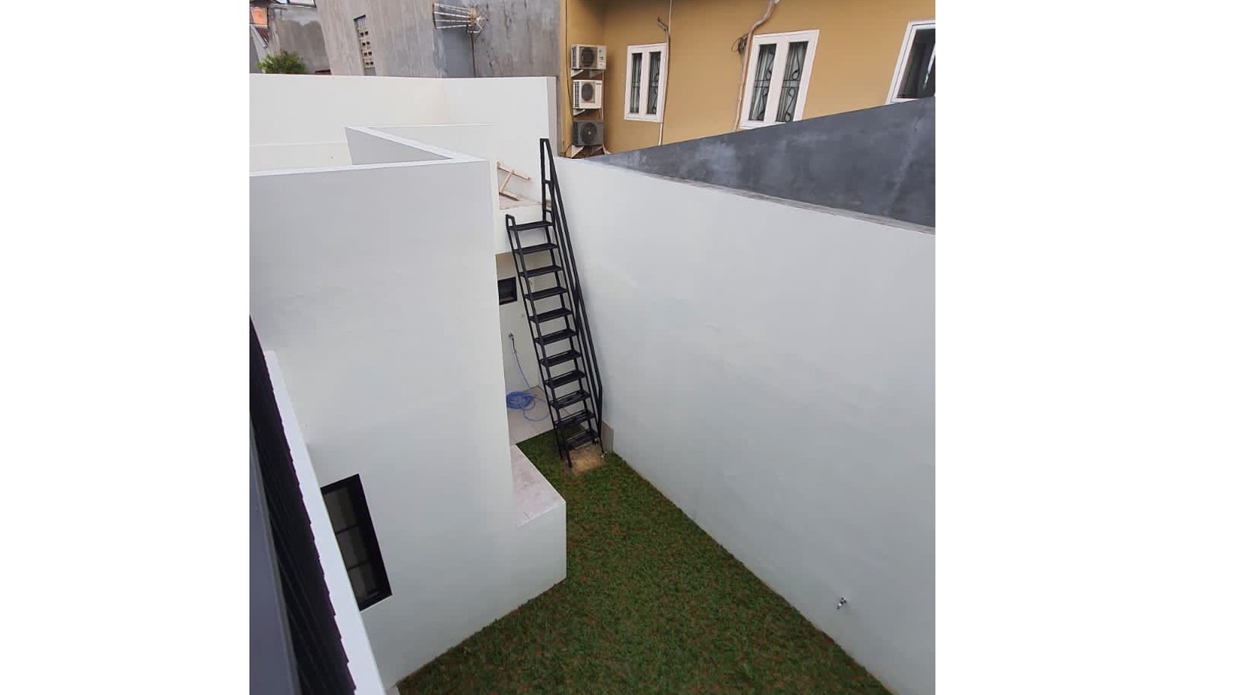 Dijual cepat anggrek loka bsd city tangerang selatan cantik rapih strategis tengah kota siap huni