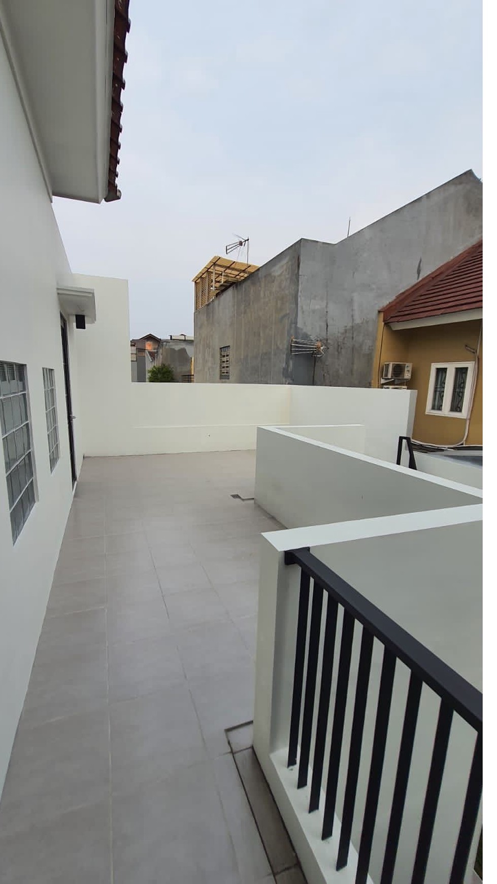 Dijual cepat anggrek loka bsd city tangerang selatan cantik rapih strategis tengah kota siap huni