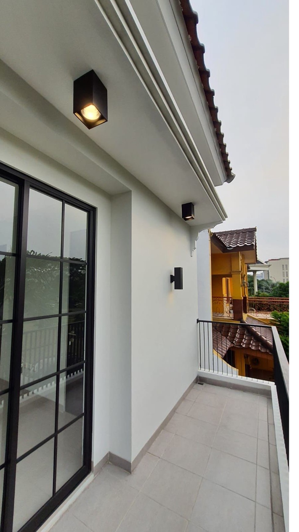 Dijual cepat anggrek loka bsd city tangerang selatan cantik rapih strategis tengah kota siap huni