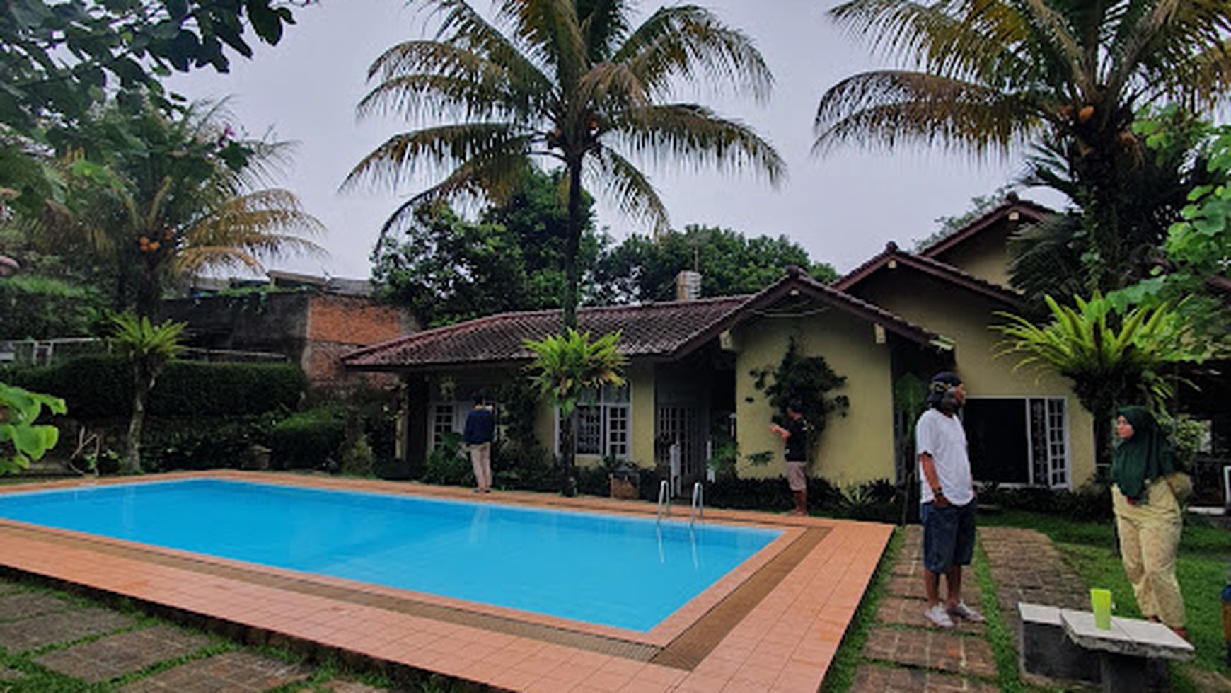 Rumah Hitung Tanah Area Cipete