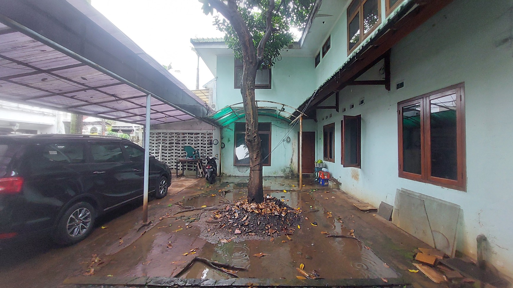 Rumah Hitung Tanah Area Cipete