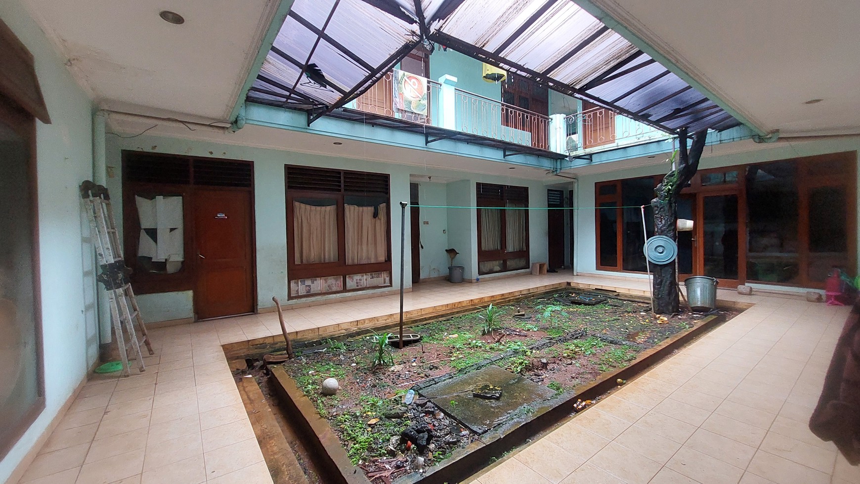 Rumah Hitung Tanah Area Cipete