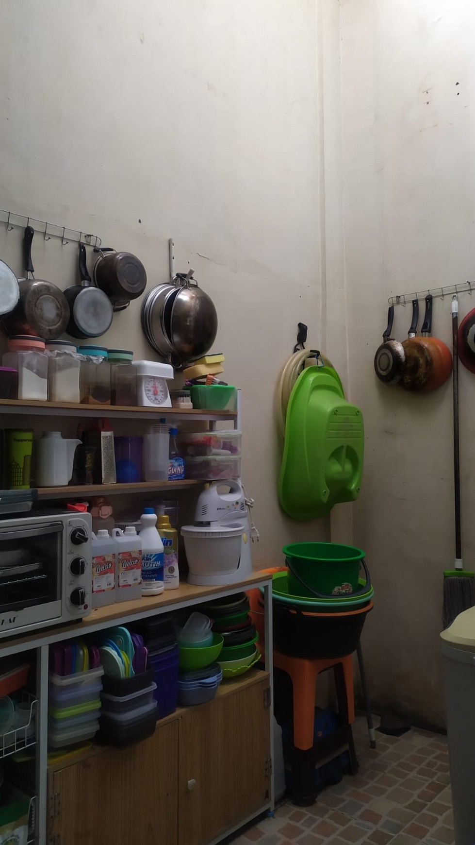 Rumah Hitung Tanah Area Cipete