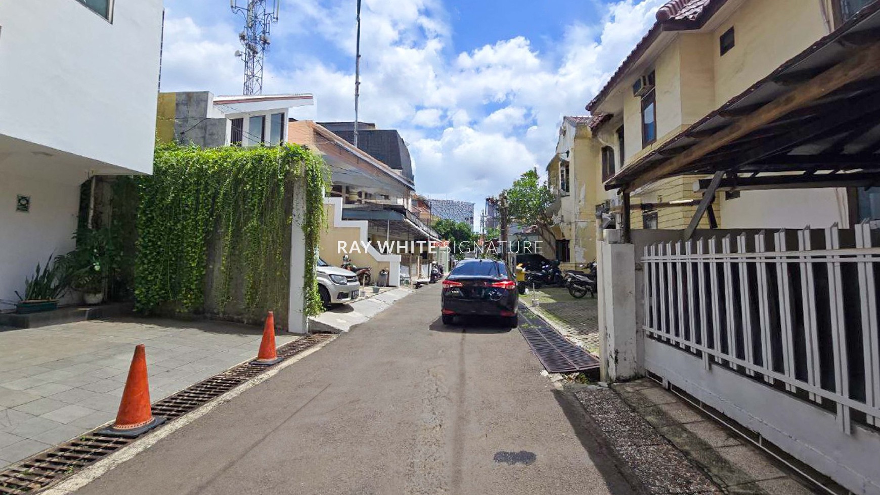 Rumah Hitung Tanah Area Cipete