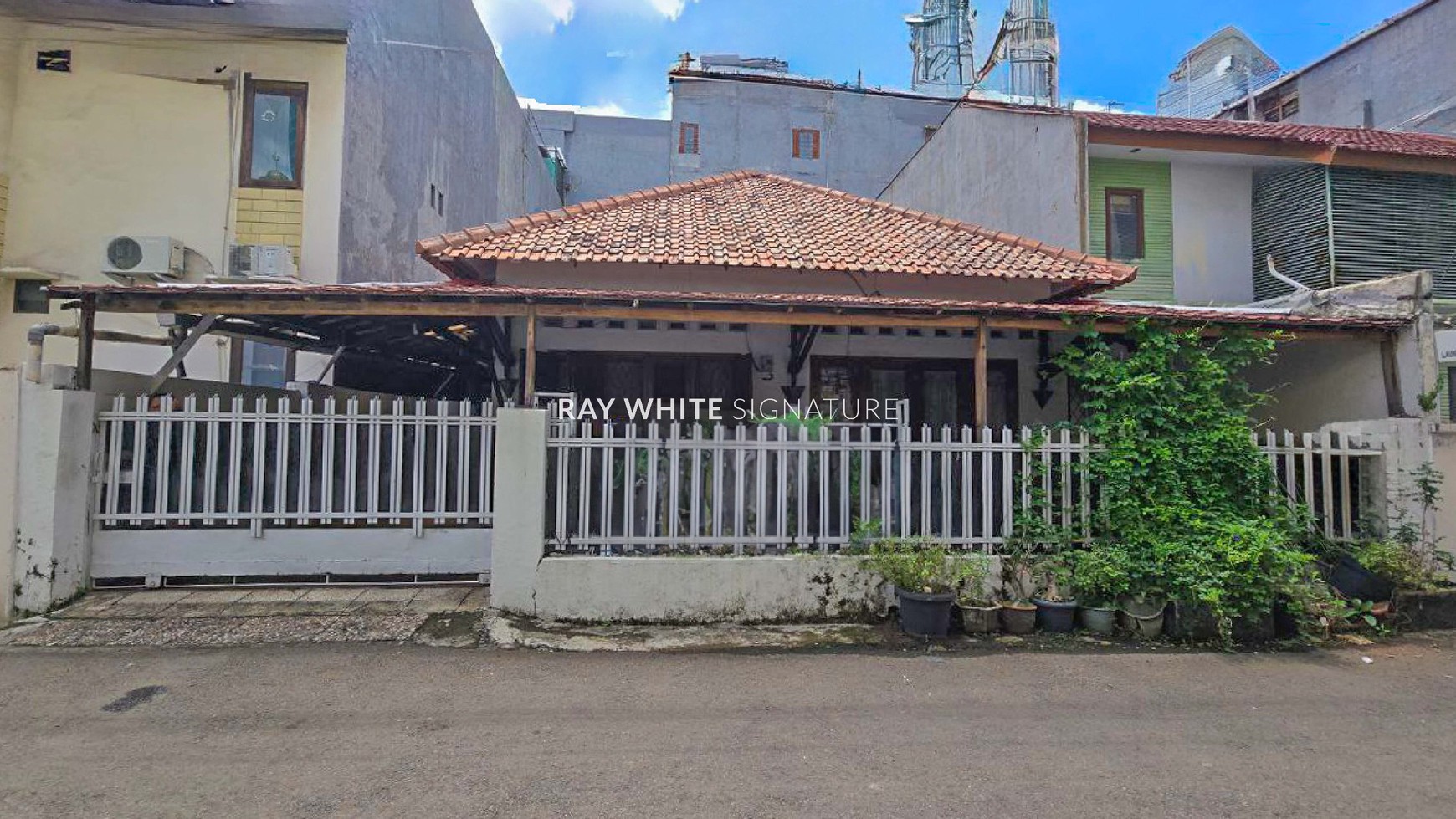 Rumah Hitung Tanah Area Cipete