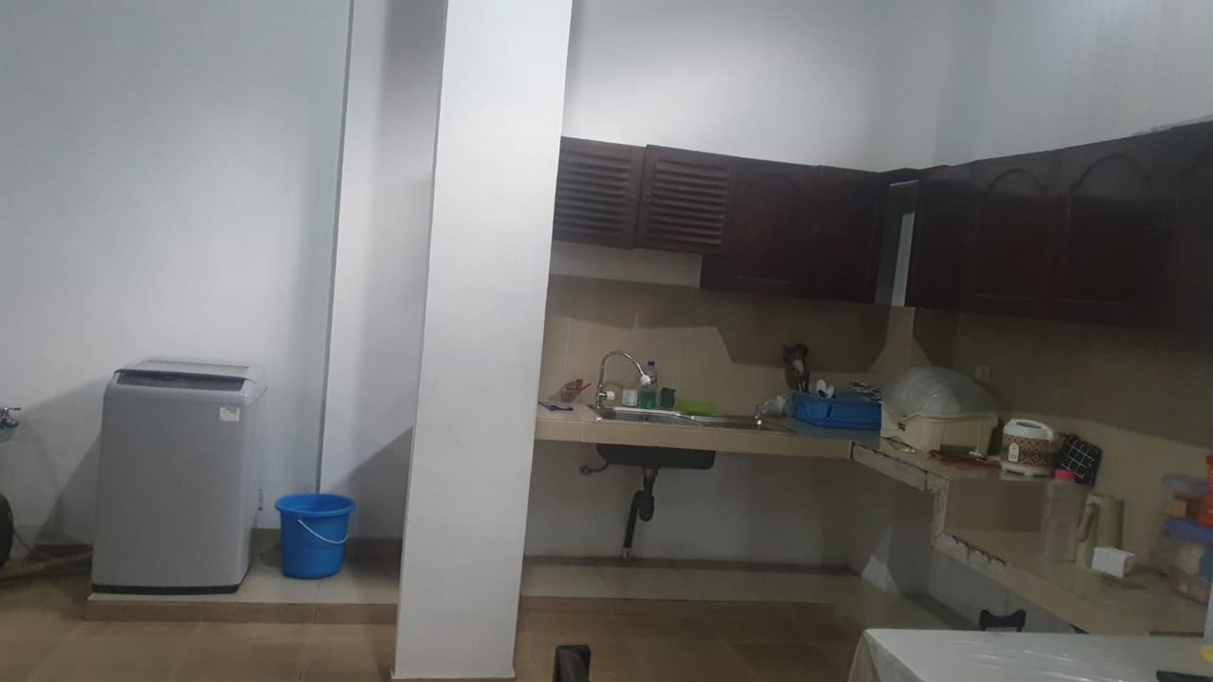 Di Jual Rumah 3 Lantai di Cinere,Depok