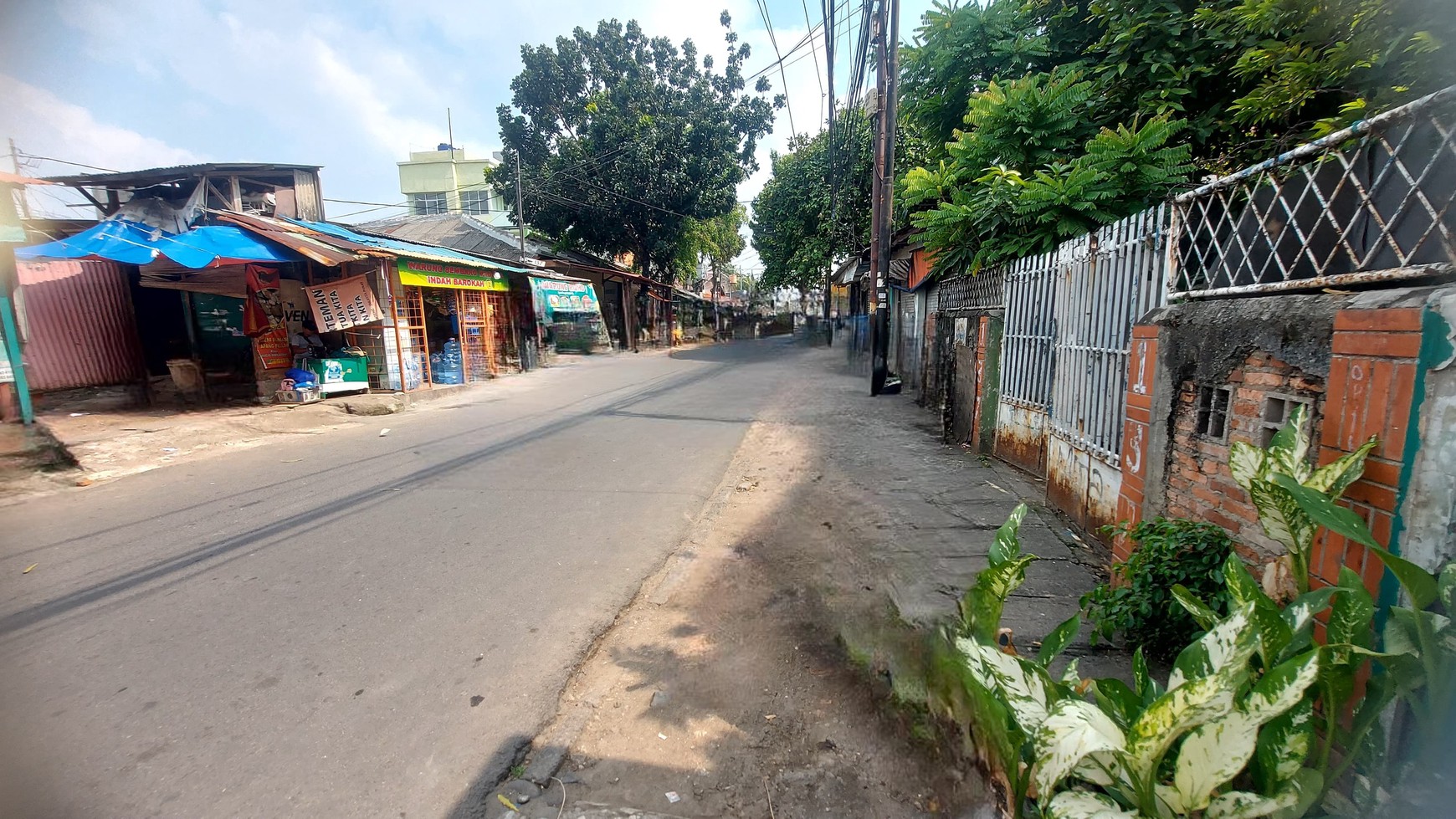 Dijual Tanah dan Bangunan di Menteng Wadas, Setiabudi (Hitung Tanah)