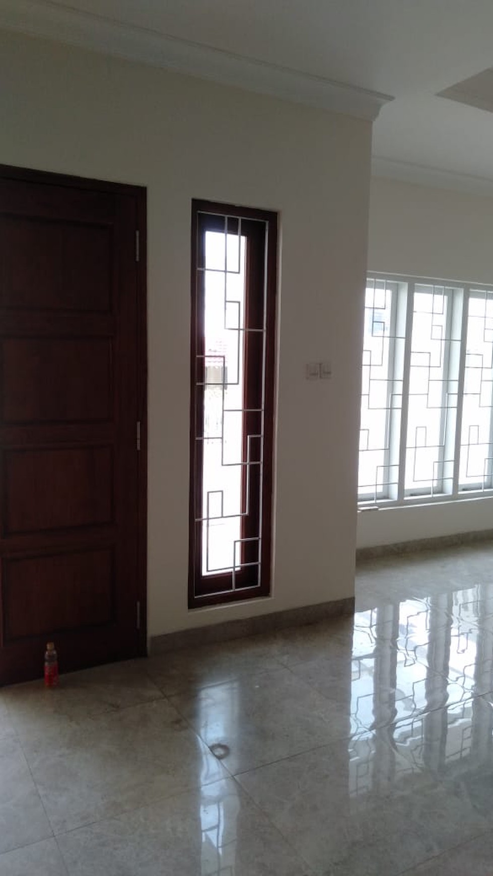 Rumah bagus, rapi dan terawat siap huni di Bintaro