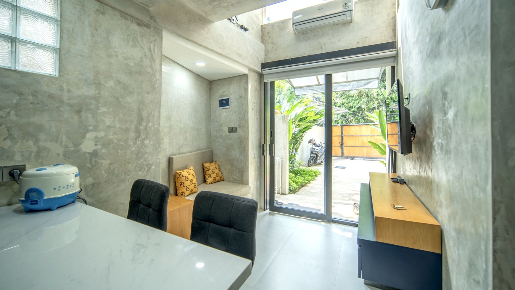 Freehold - Charming 3-Bedroom Villa in the Heart of Canggu, Bali