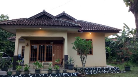 Dijual rumah terawat cocok untuk hunian di daerah Bogor