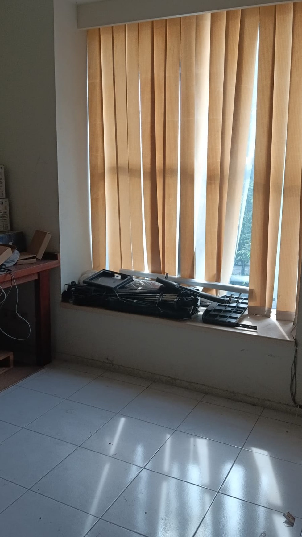 DIJUAL RUKO 5 LANTAI SIAP PAKAI DI CIDENG TIMUR, JAKARTA PUSAT