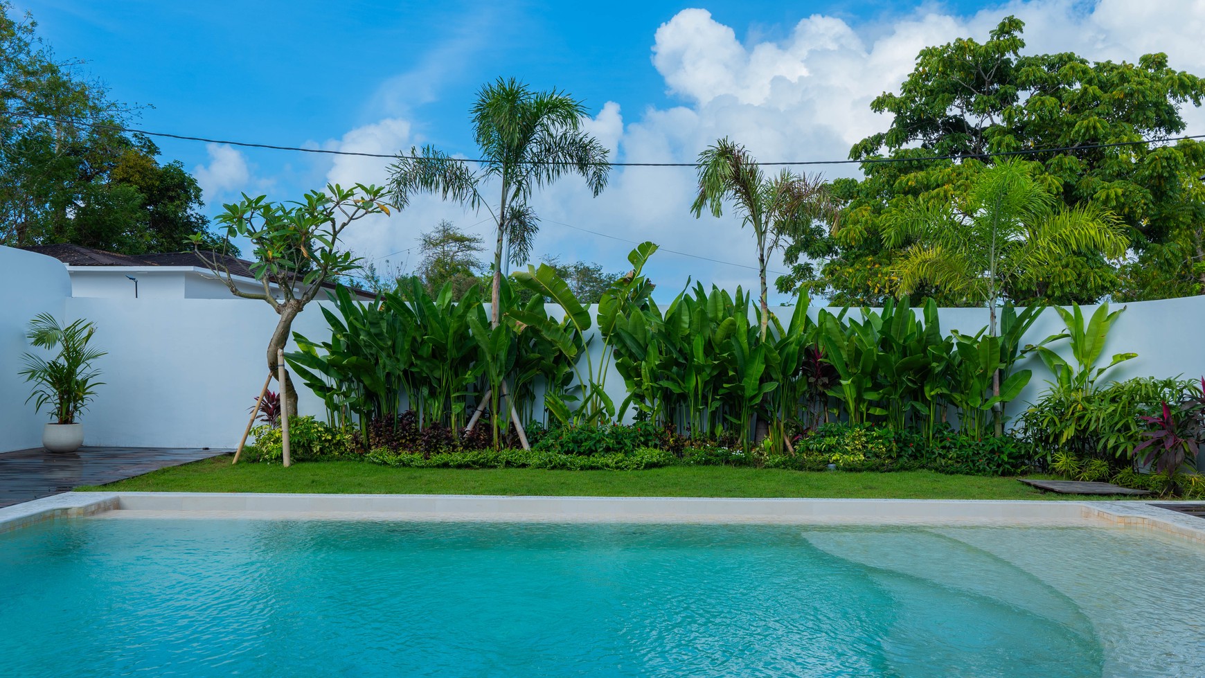 Freehold Villa in Great Location Pecatu Bali