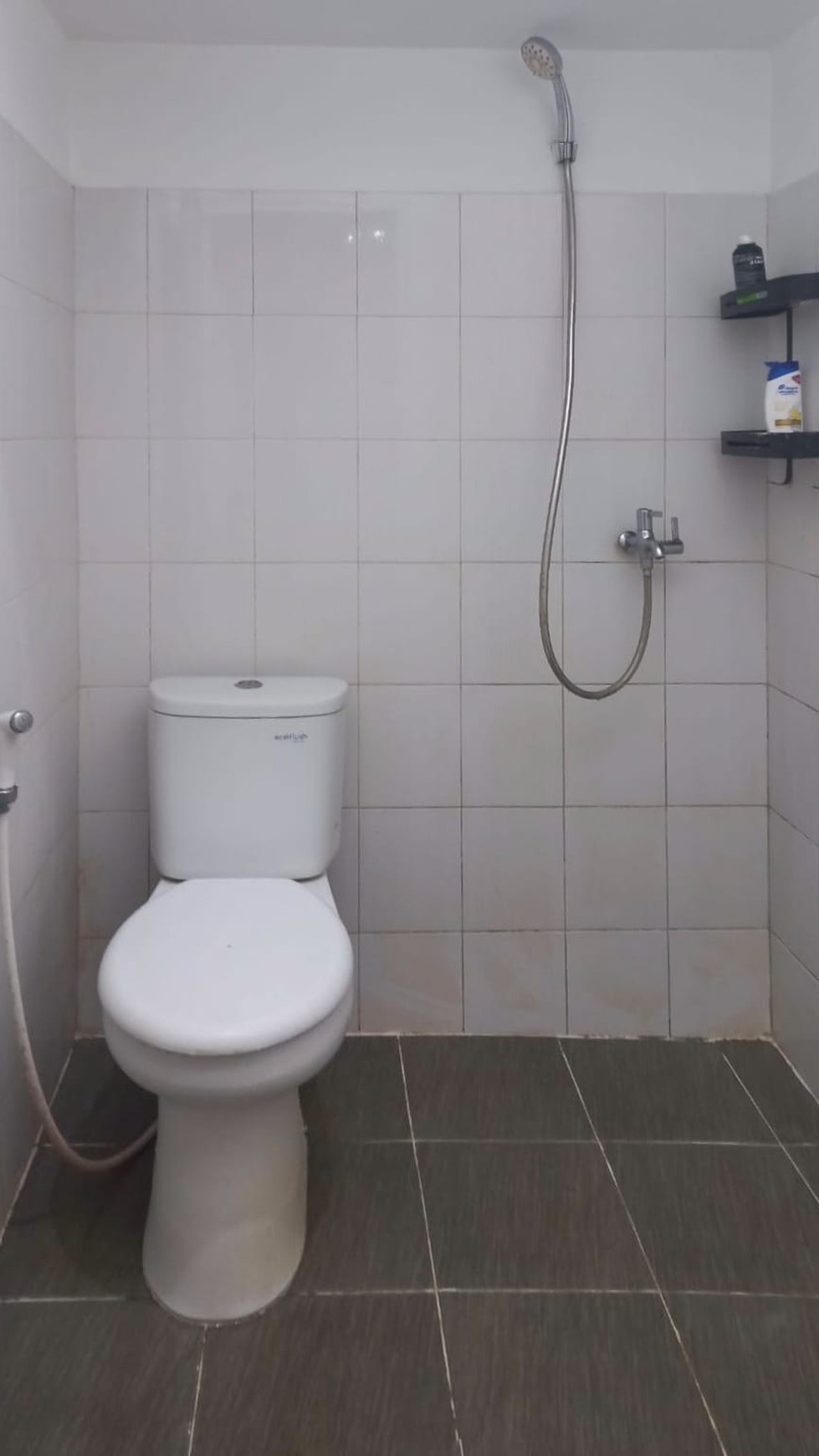 Rumah siap huni baru renovasi di Bintaro Sektor 5