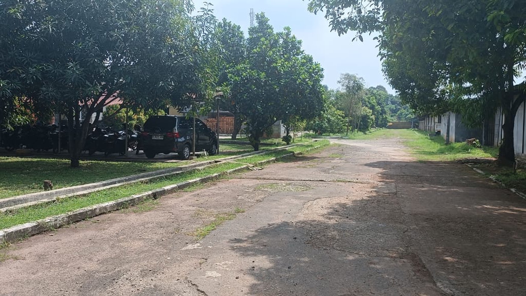 Dijual Gudang lokasi strategis, akses kontainer 40 feet di Setu , Bekasi Timur. 