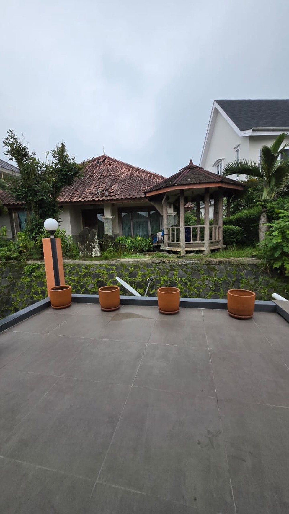 Rumah Hitung Tanah Area Cipete