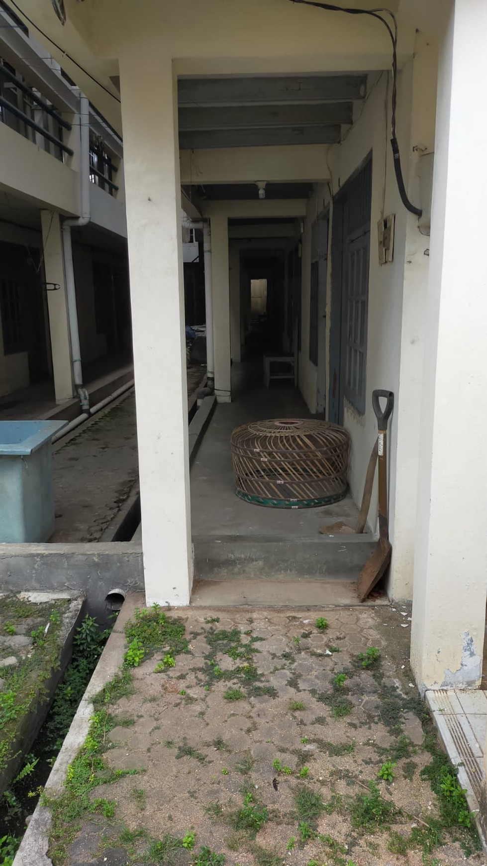 Kost- Kostan dengan 50 Kamar Tidur di Pondok Aren.