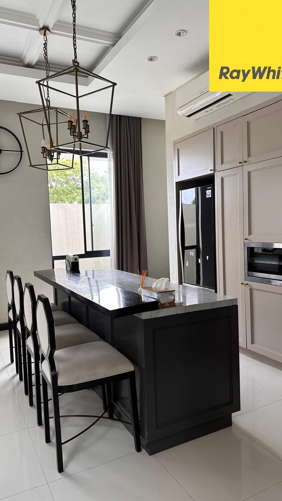 Dijual Rumah 2 lantai di Grand Kenjeran Pinewood Surabaya