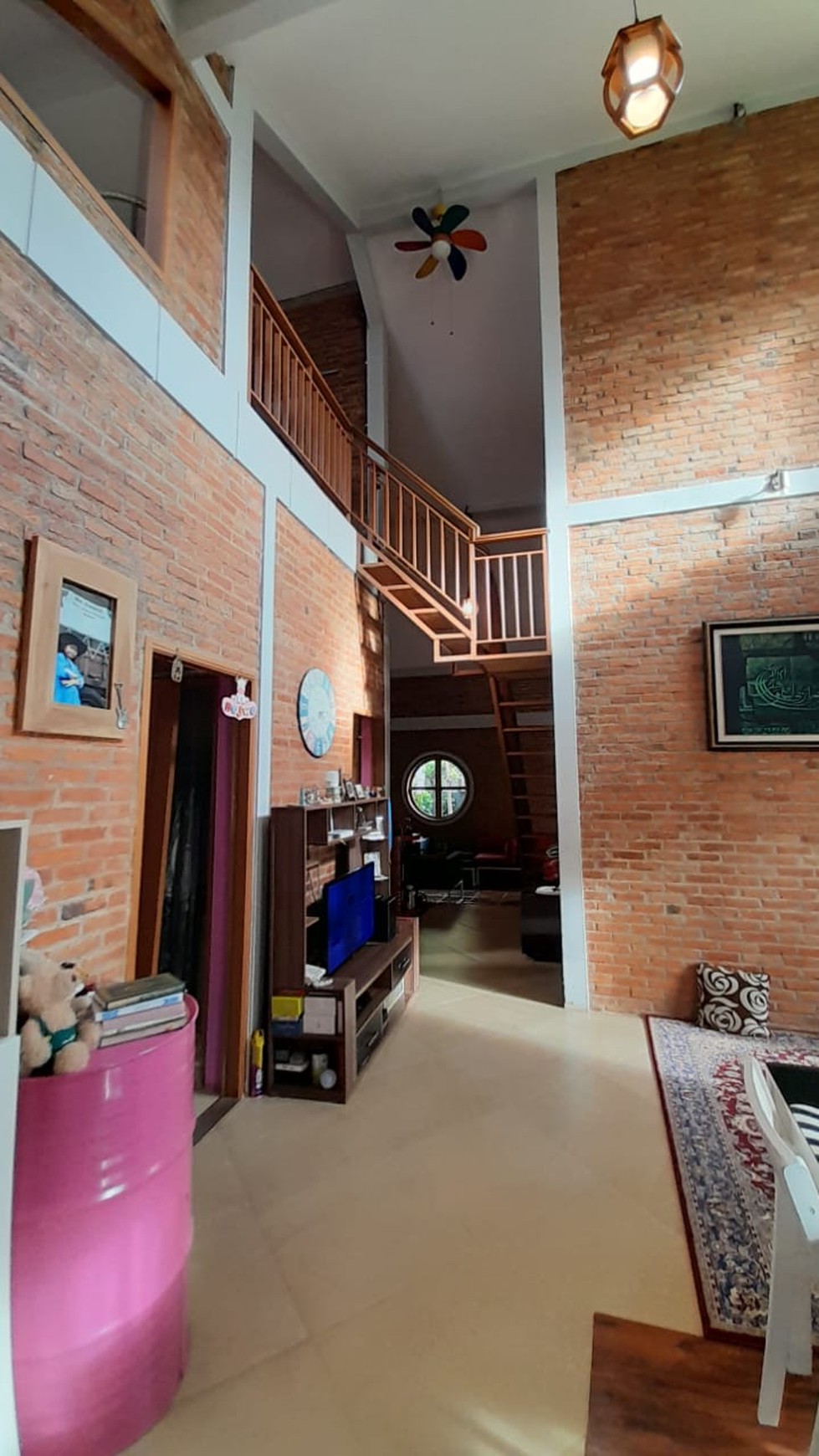 Rumah Type Modern Country di Lippo Karawaci