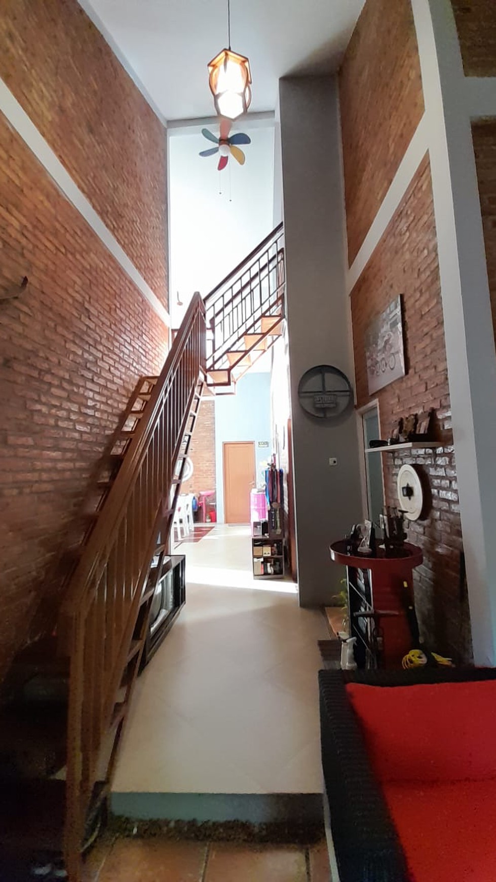Rumah Type Modern Country di Lippo Karawaci
