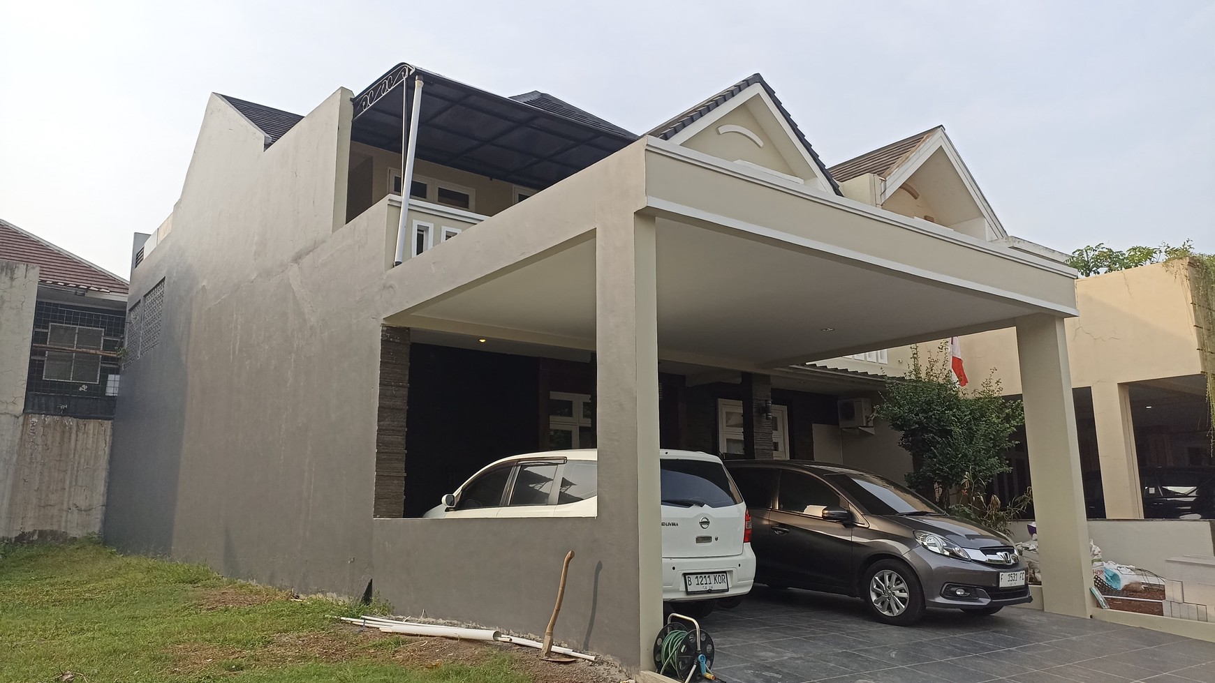 Rumah Kokoh 2 Lantai, Rapi Siap Huni Full Renovasi di Kota Wisata Cibubur