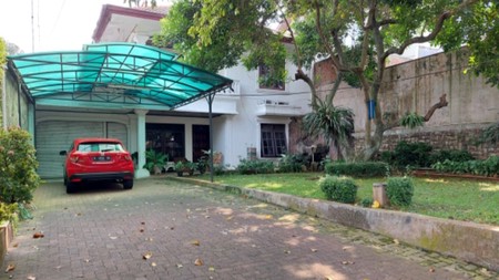 Di Jual Rumah nyaman dan asri di Cilandak Jakarta Selatan.