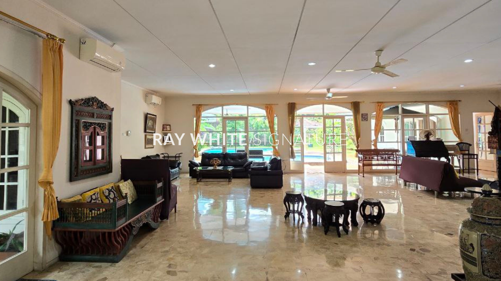 Dijual Rumah Lama Layak Huni Kondisi terawat di Jl Bangka