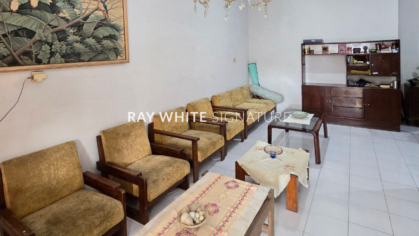 Dijual Rumah Lama Cocok untuk Hunian dan Kost di Jl Bratan Benhil