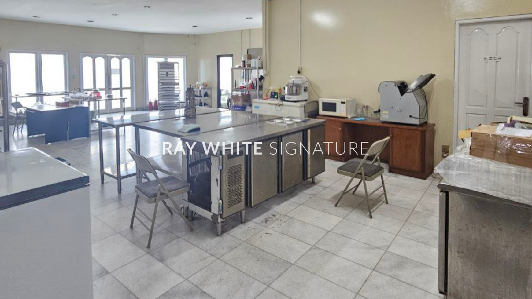 Dijual Rumah di Pinggir Dekat Jl Let Suprapto di Cempaka Putih II