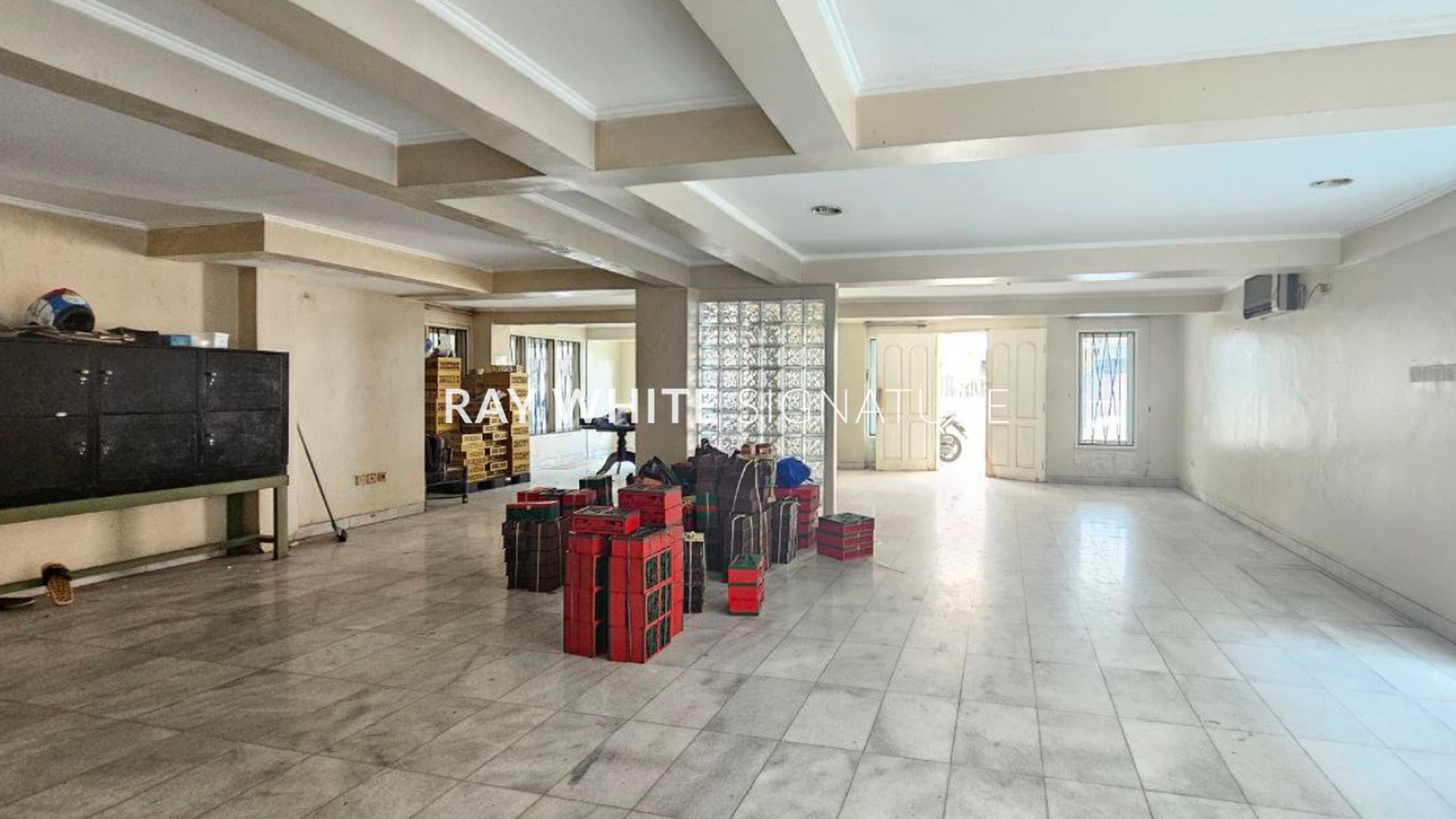 Dijual Rumah di Pinggir Dekat Jl Let Suprapto di Cempaka Putih II