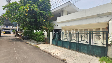 Dijual Rumah di Pinggir Dekat Jl Let Suprapto di Cempaka Putih II