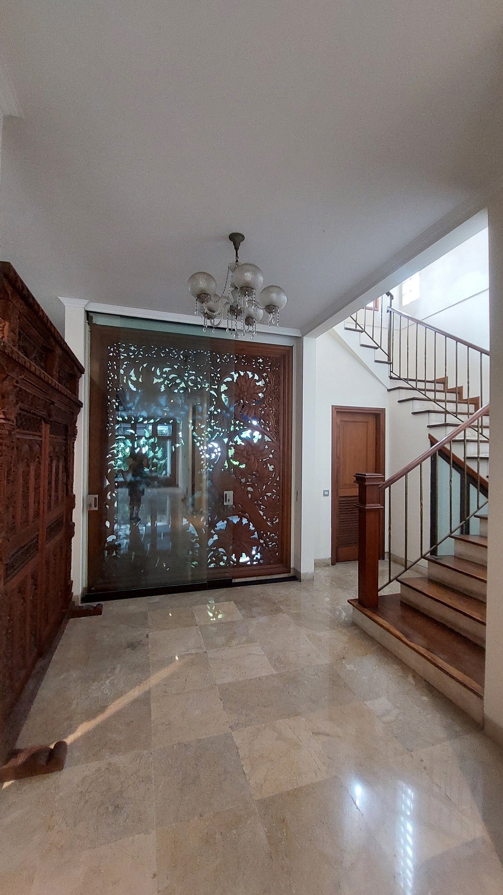 Rumah Hitung Tanah Area Cipete