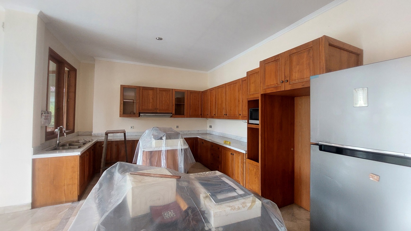 Rumah Hitung Tanah Area Cipete