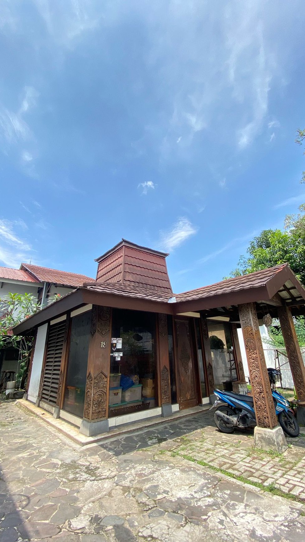 Rumah Hitung Tanah Area Cipete