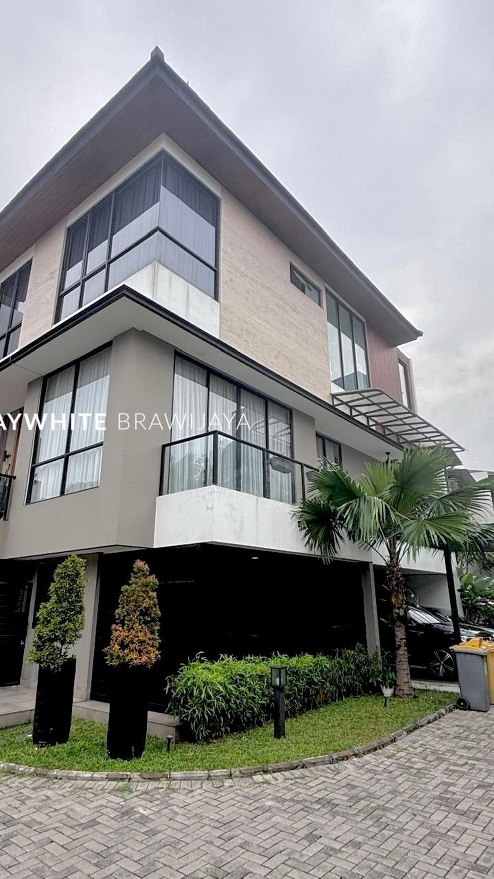 Rumah Hitung Tanah Area Cipete