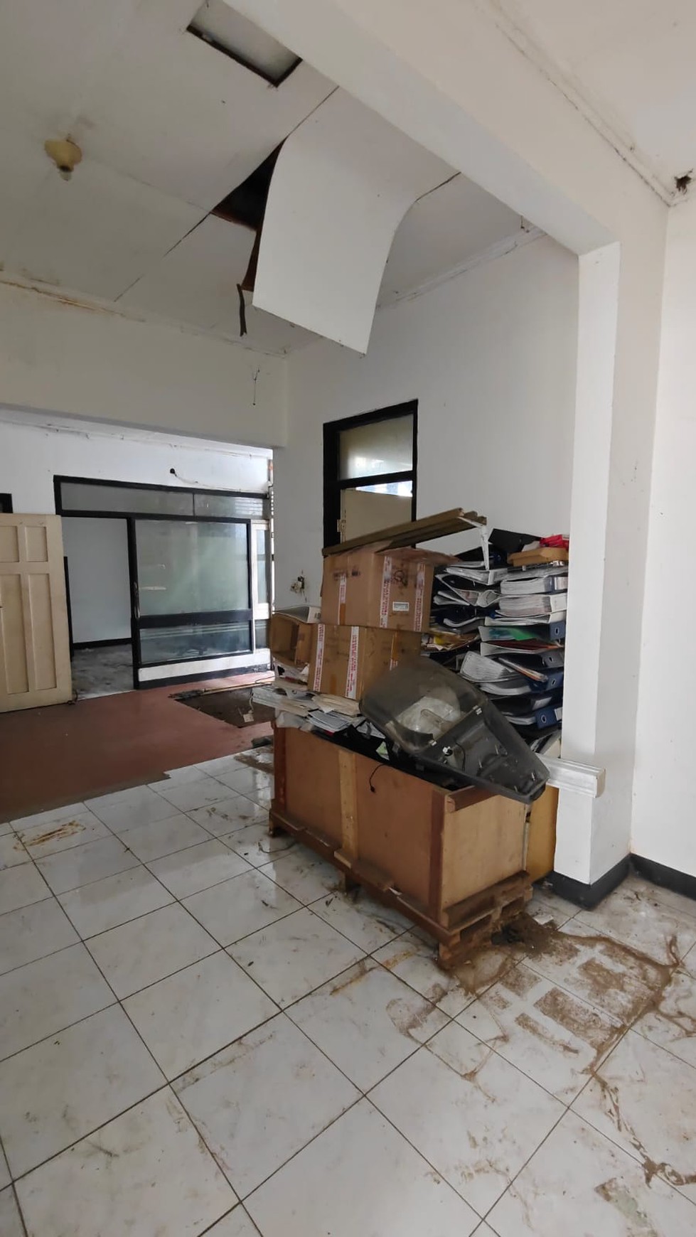 Rumah Hitung Tanah Area Cipete