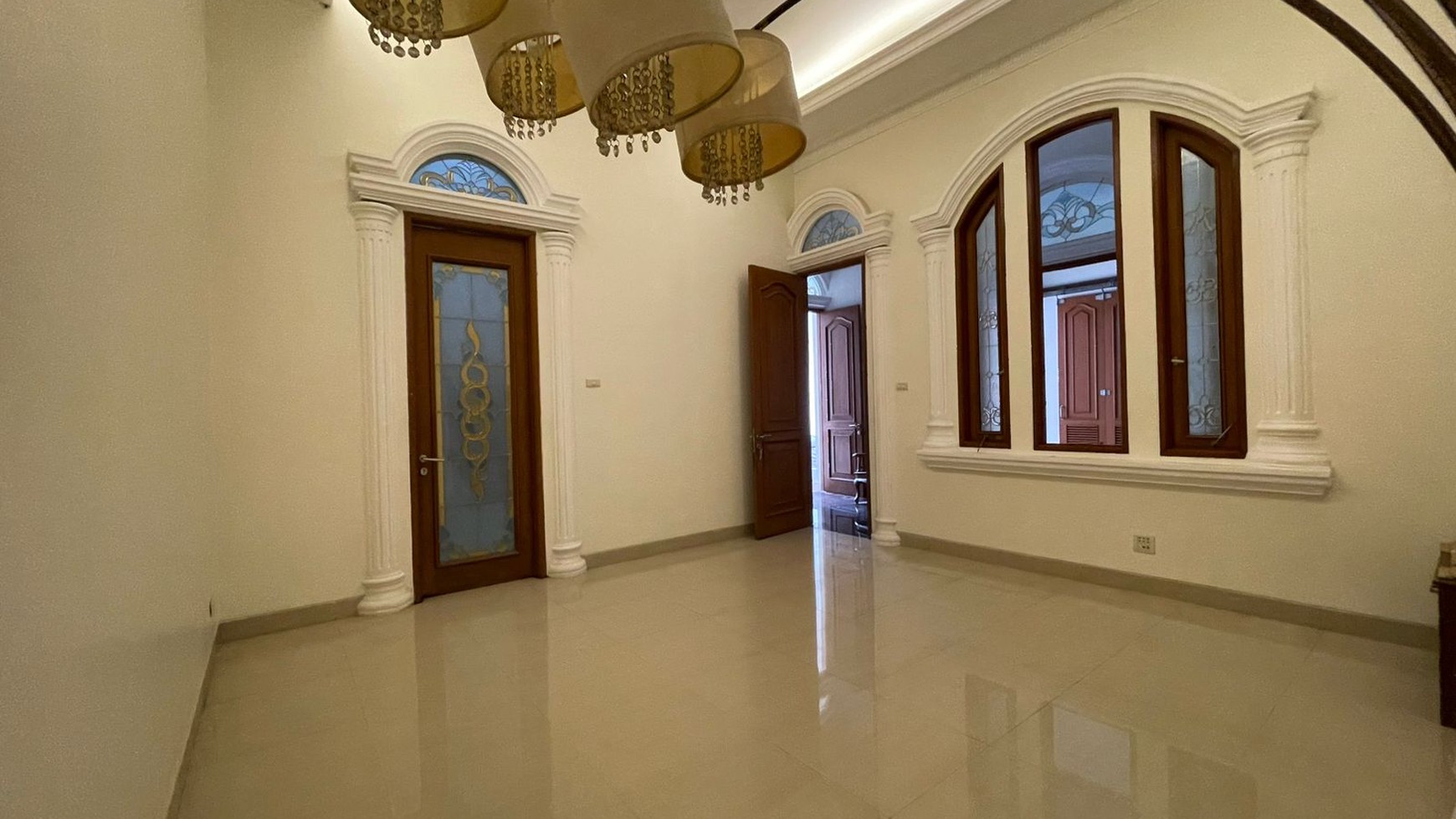 Rumah Hitung Tanah Area Cipete