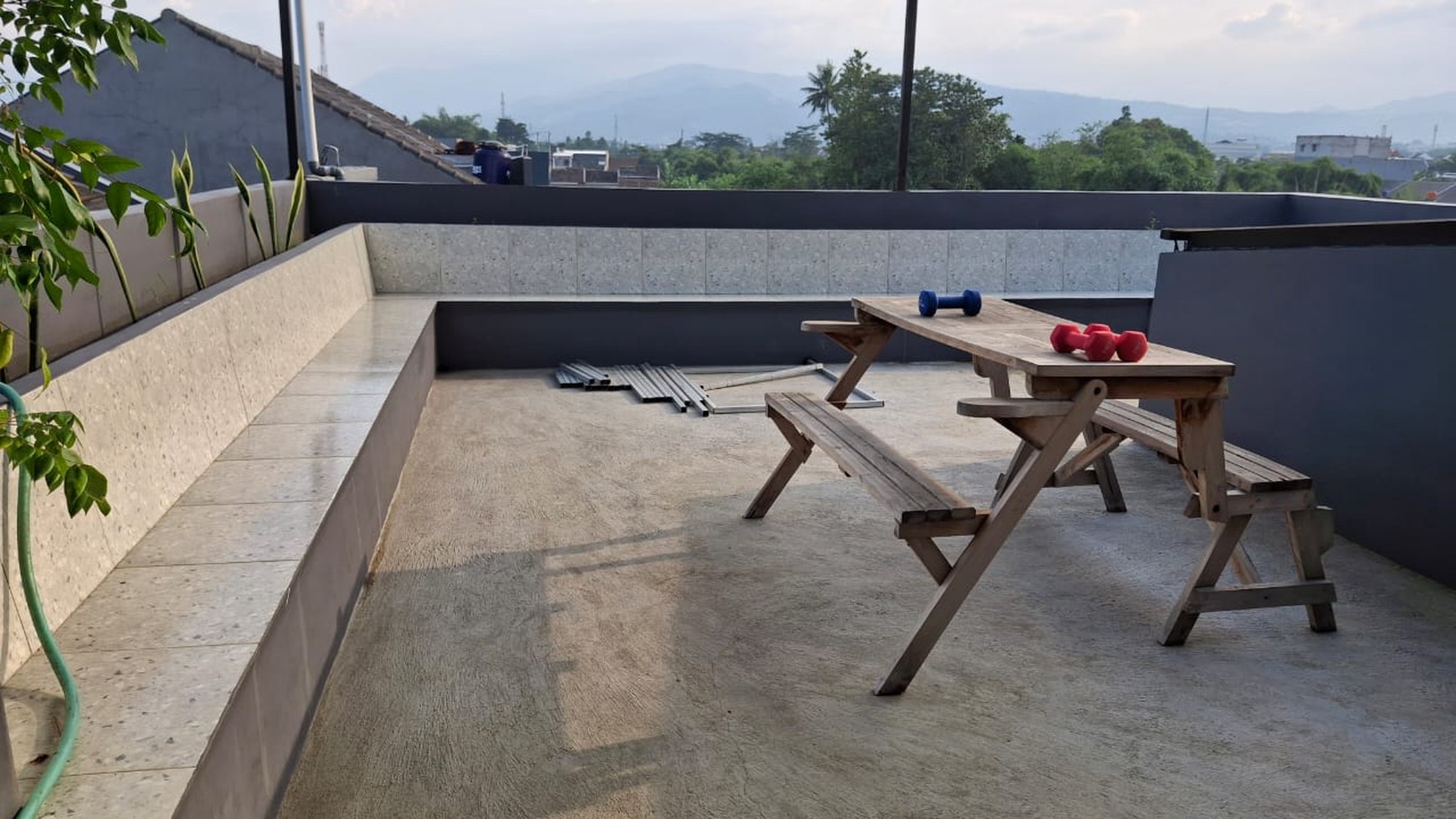 Rumah Hitung Tanah Area Cipete