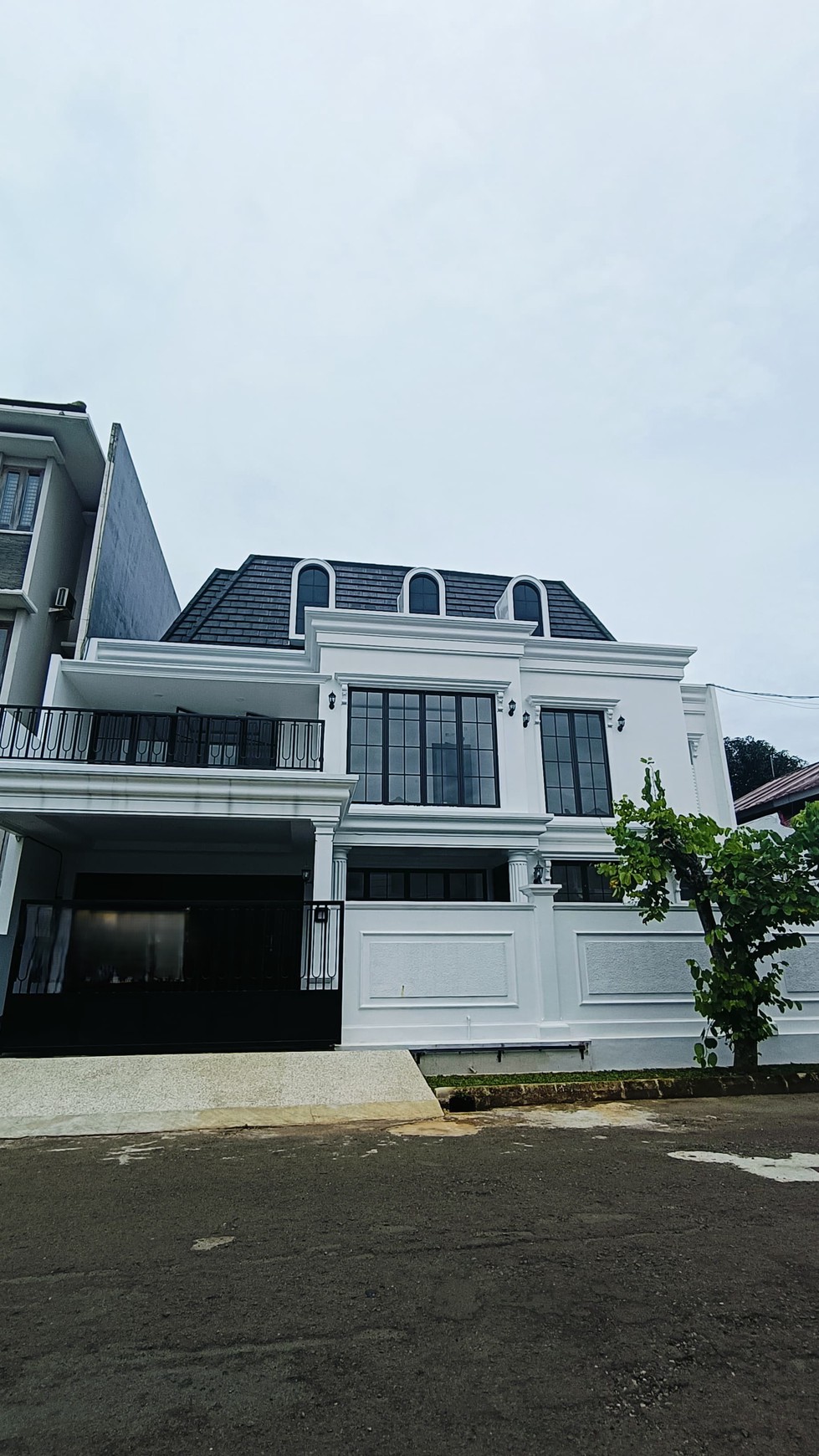 Rumah brand new siap huni di Bintaro sektor 9