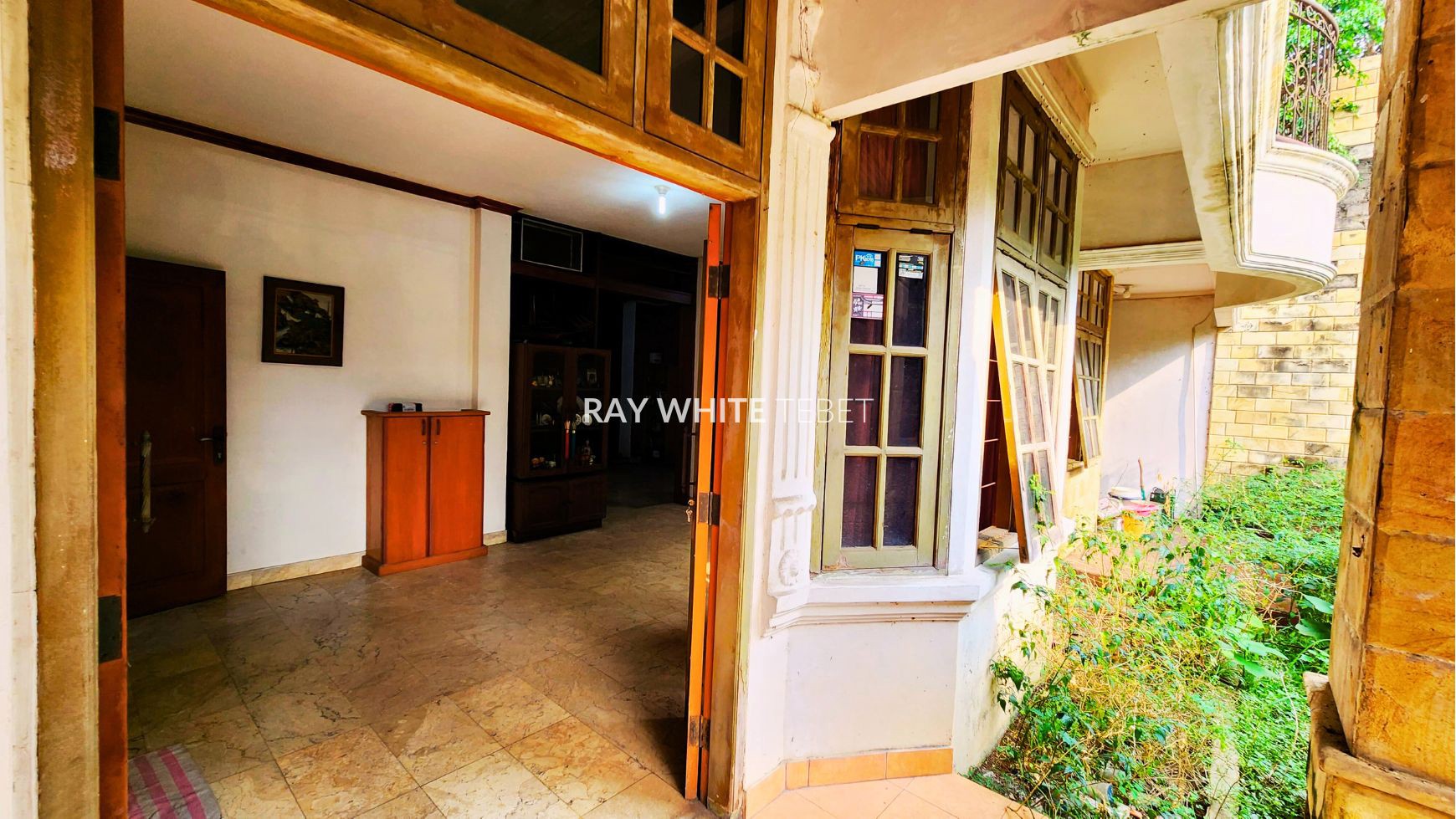 Rumah Hook 2 Lantai di Pasar Minggu Jaksel, Cocok Untuk Investasi