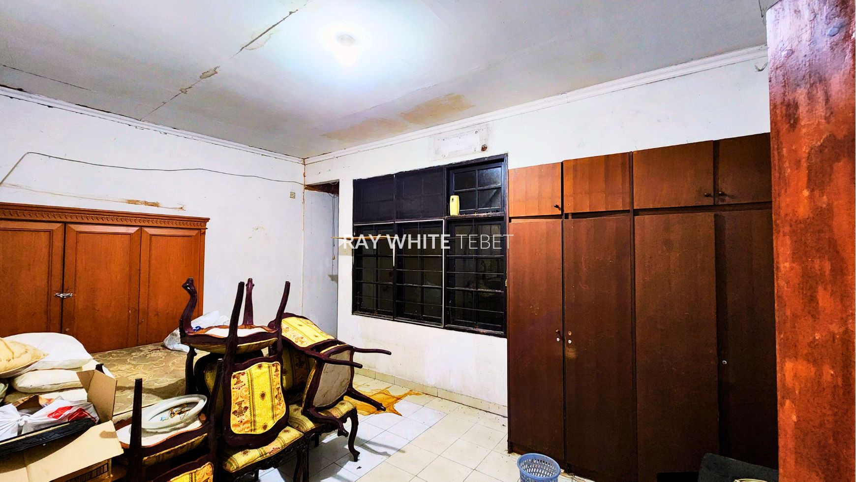 Rumah Hook 2 Lantai di Pasar Minggu Jaksel, Cocok Untuk Investasi