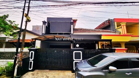 Rumah Tingkat dengan Interior Nyaman di Pengadegan Barat Jaksel