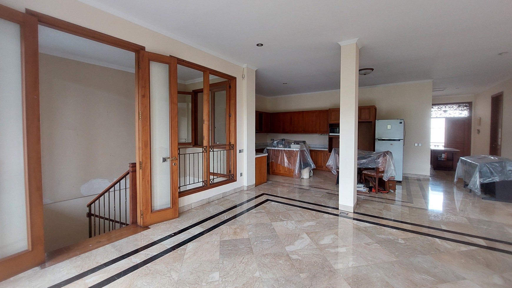 For Rent Nice Luxury House With Swimming Pool In Kemang Selatan